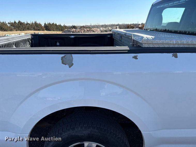 image for item ES5906 2016 Ford F150 XL Ext. Cab pickup truck