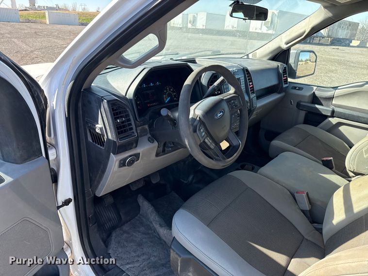 image for item ES5906 2016 Ford F150 XL Ext. Cab pickup truck