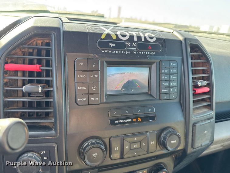 image for item ES5906 2016 Ford F150 XL Ext. Cab pickup truck