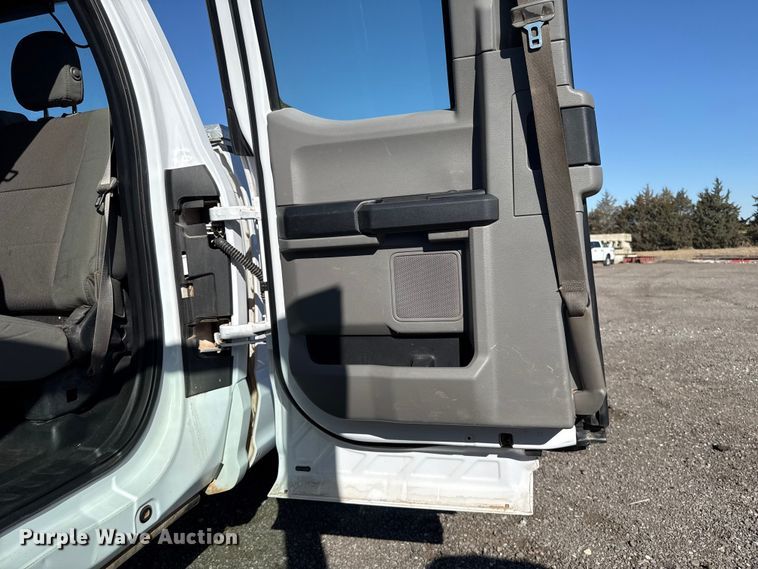 image for item ES5906 2016 Ford F150 XL Ext. Cab pickup truck