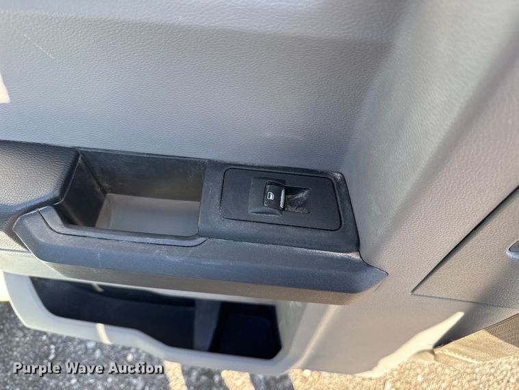 image for item ES5906 2016 Ford F150 XL Ext. Cab pickup truck