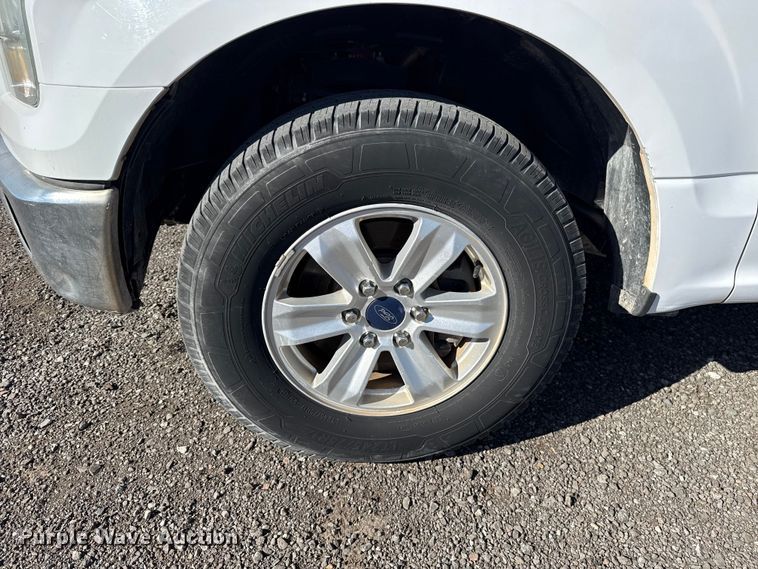 image for item ES5906 2016 Ford F150 XL Ext. Cab pickup truck