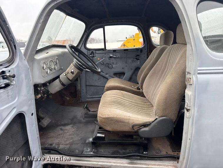 image for item ES5934 1937 Chevrolet Master 