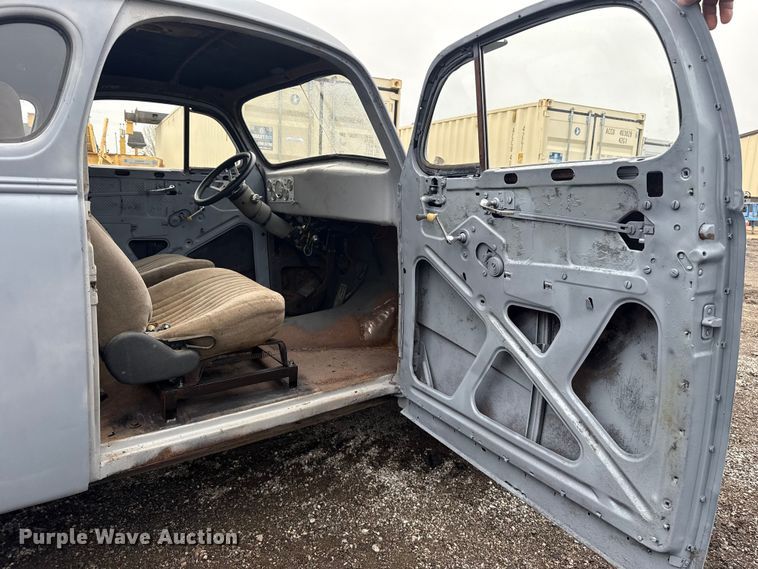 image for item ES5934 1937 Chevrolet Master 