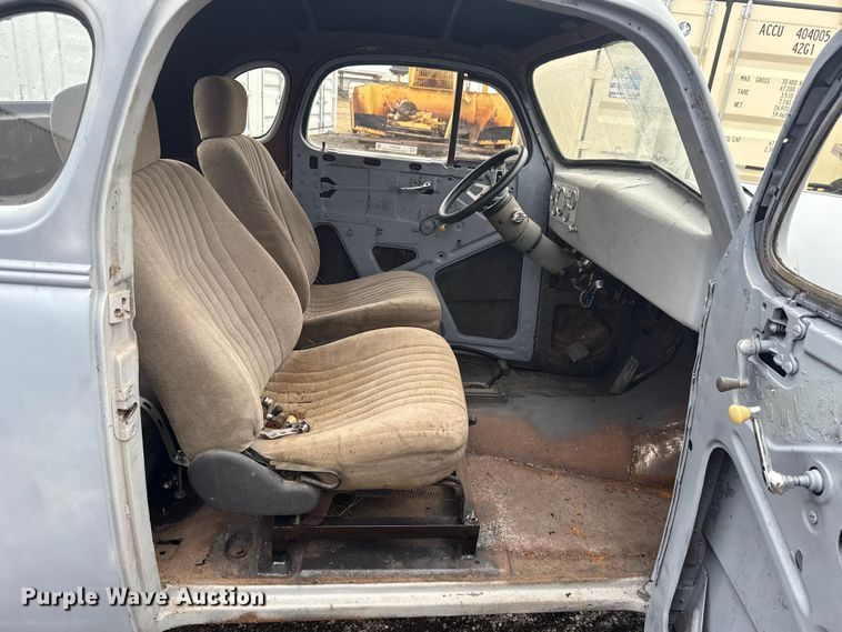 image for item ES5934 1937 Chevrolet Master 