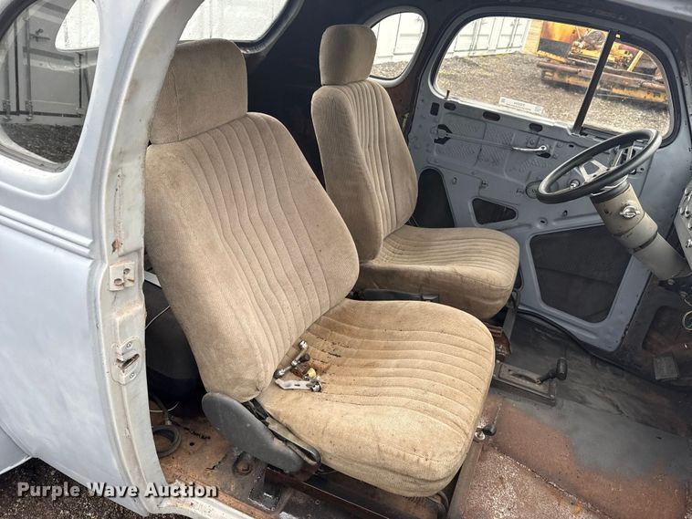 image for item ES5934 1937 Chevrolet Master 