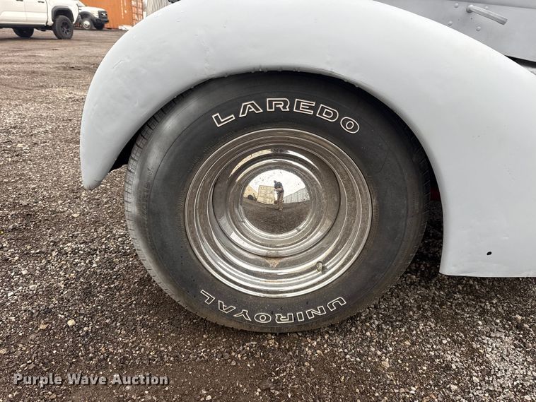 image for item ES5934 1937 Chevrolet Master 