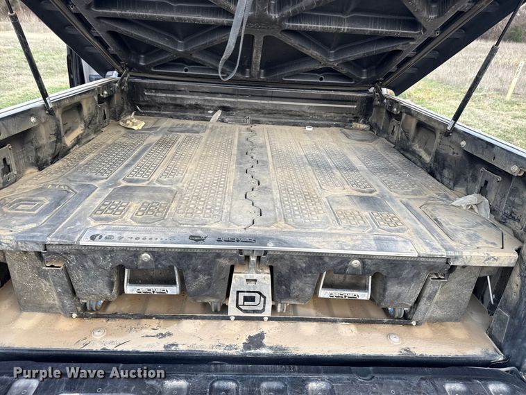 image for item ES5937 2019 Ford F150 Crew Cab pickup truck