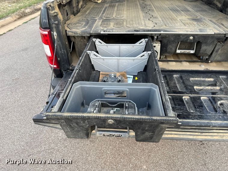 image for item ES5937 2019 Ford F150 Crew Cab pickup truck