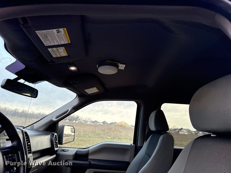 image for item ES5937 2019 Ford F150 Crew Cab pickup truck