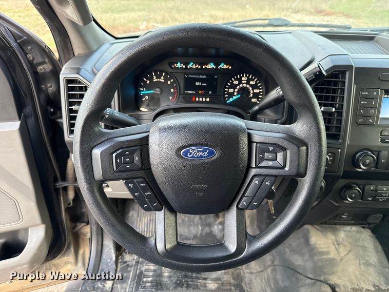 image for item ES5937 2019 Ford F150 Crew Cab pickup truck