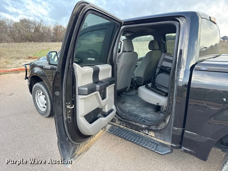 image for item ES5937 2019 Ford F150 Crew Cab pickup truck