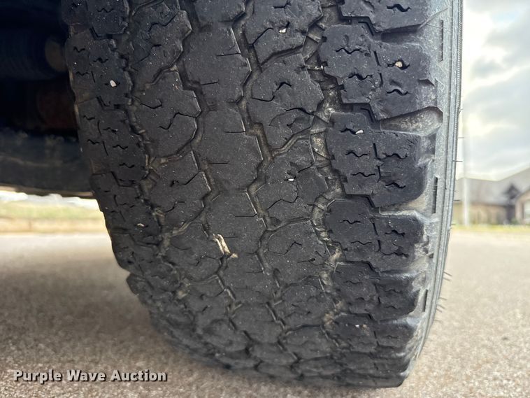 image for item ES5937 2019 Ford F150 Crew Cab pickup truck