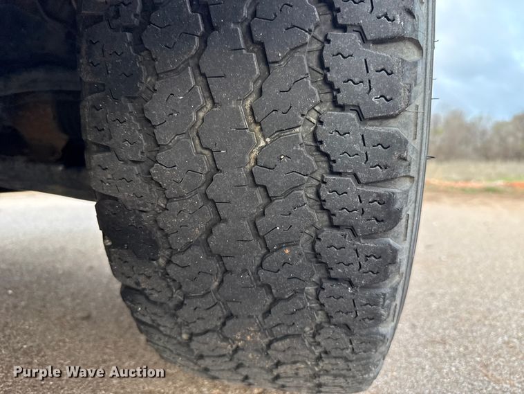 image for item ES5937 2019 Ford F150 Crew Cab pickup truck