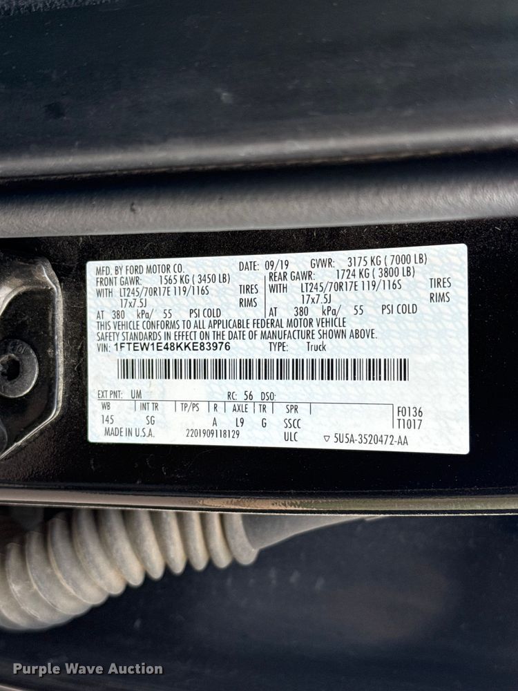 image for item ES5937 2019 Ford F150 Crew Cab pickup truck