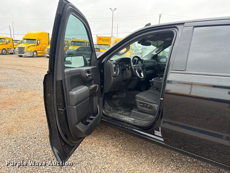 image for item ES5938 2022 GMC Sierra 1500 Crew Cab pickup truck