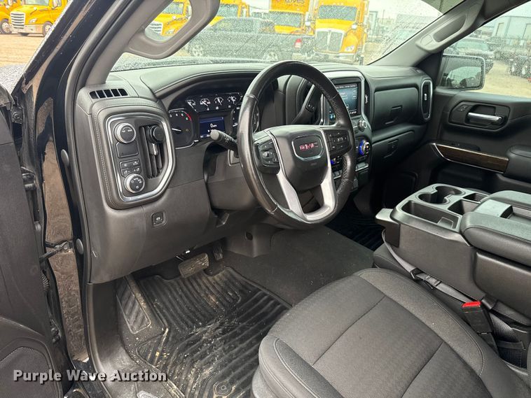 image for item ES5938 2022 GMC Sierra 1500 Crew Cab pickup truck