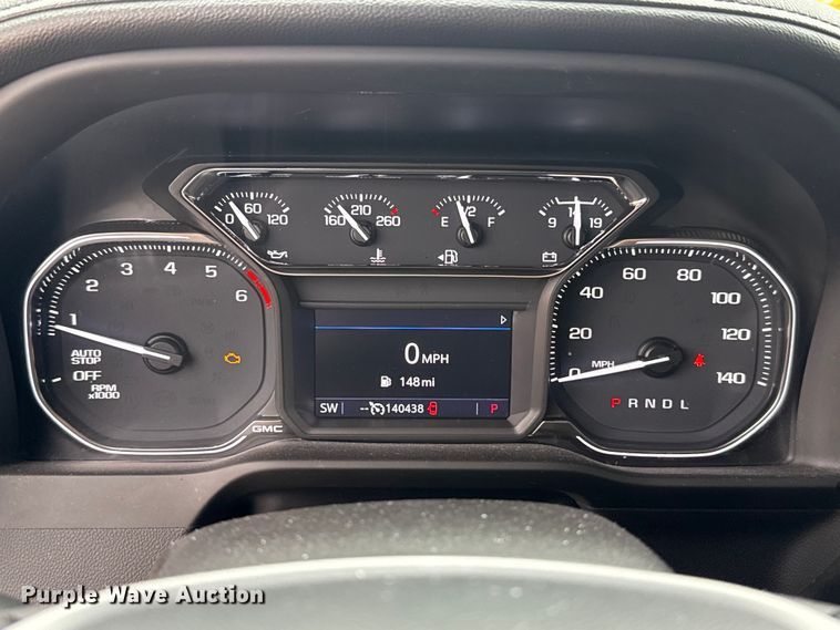 image for item ES5938 2022 GMC Sierra 1500 Crew Cab pickup truck