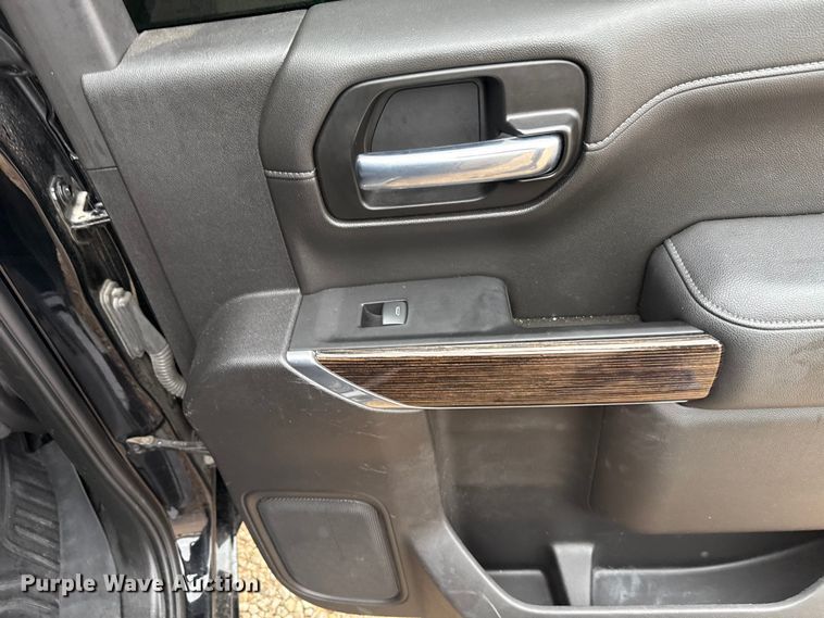 image for item ES5938 2022 GMC Sierra 1500 Crew Cab pickup truck