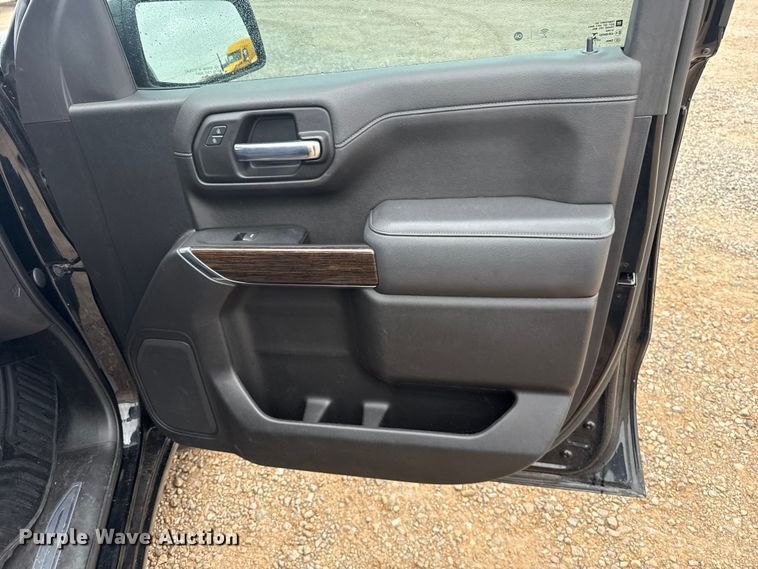 image for item ES5938 2022 GMC Sierra 1500 Crew Cab pickup truck