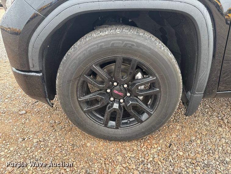 image for item ES5938 2022 GMC Sierra 1500 Crew Cab pickup truck