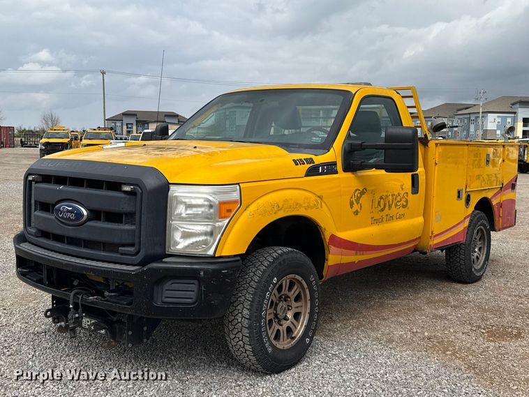 image for item ES5939 2013 Ford F250 Super Duty utility bed pickup truck