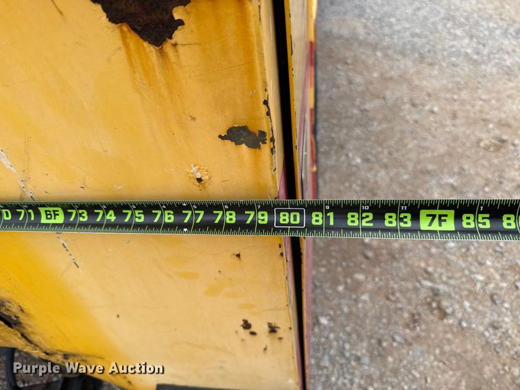 image for item ES5939 2013 Ford F250 Super Duty utility bed pickup truck