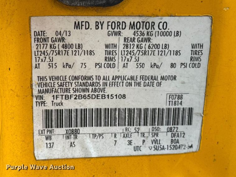 image for item ES5939 2013 Ford F250 Super Duty utility bed pickup truck