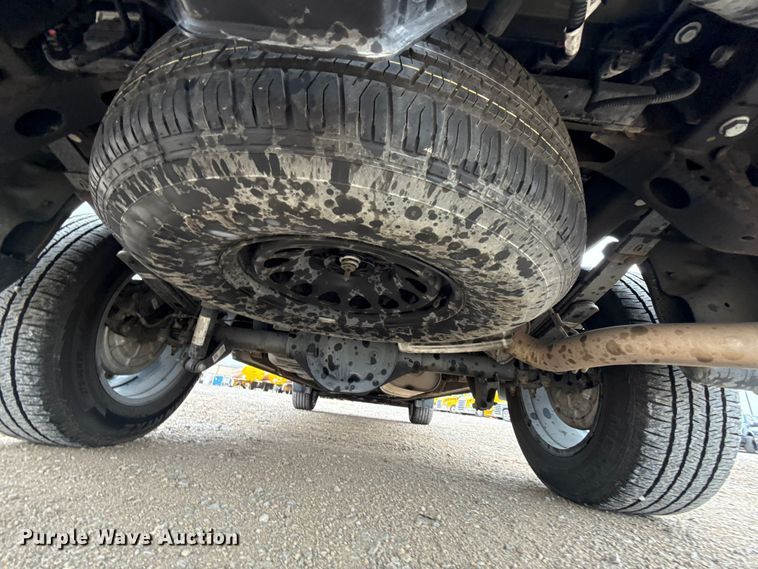 image for item ES5940 2022 GMC Sierra 1500 Crew Cab pickup truck