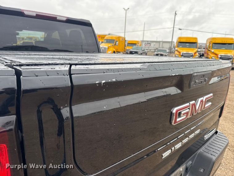 image for item ES5940 2022 GMC Sierra 1500 Crew Cab pickup truck