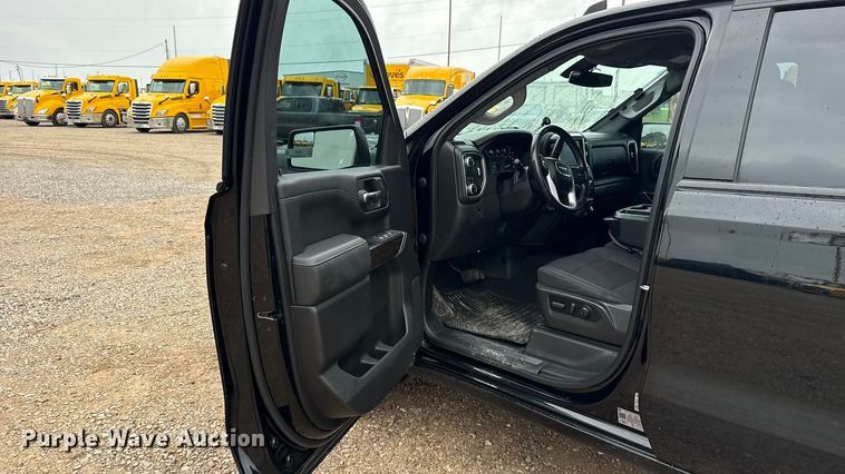 image for item ES5940 2022 GMC Sierra 1500 Crew Cab pickup truck