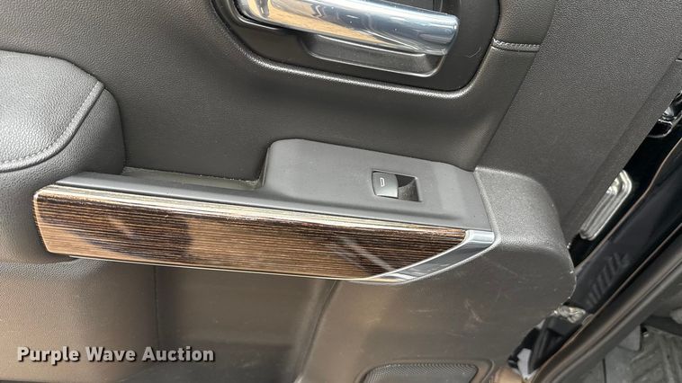 image for item ES5940 2022 GMC Sierra 1500 Crew Cab pickup truck