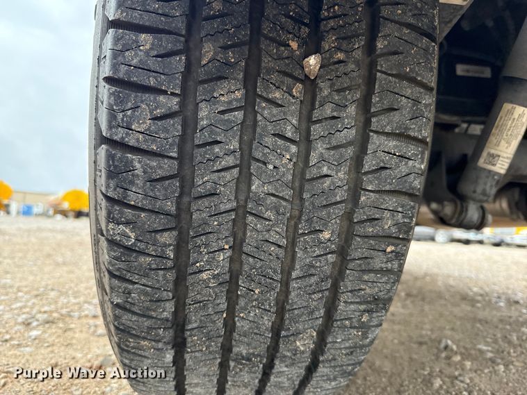 image for item ES5940 2022 GMC Sierra 1500 Crew Cab pickup truck