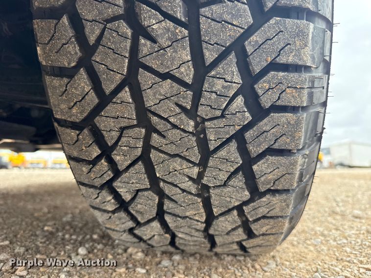 image for item ES5941 2022 Chevrolet Silverado 1500 Crew Cab pickup truck