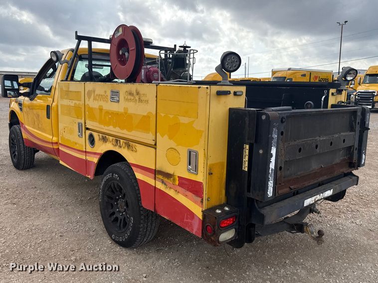 image for item ES5942 2009 Ford F250 Super Duty utility bed pickup truck