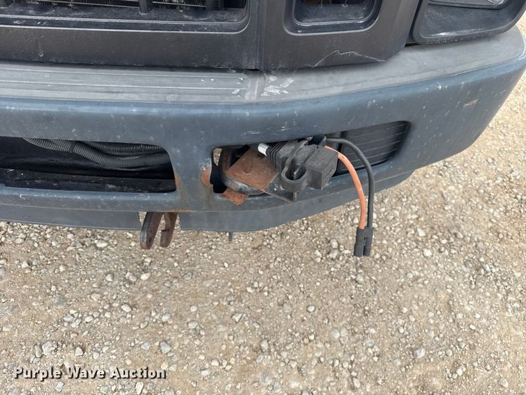 image for item ES5942 2009 Ford F250 Super Duty utility bed pickup truck