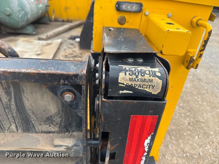 image for item ES5950 2015 Ford F350 Super Duty utility bed pickup truck