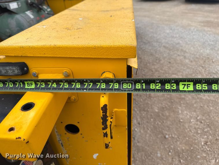 image for item ES5950 2015 Ford F350 Super Duty utility bed pickup truck