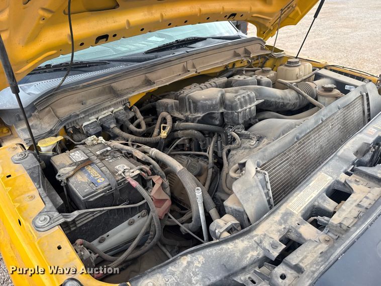 image for item ES5950 2015 Ford F350 Super Duty utility bed pickup truck