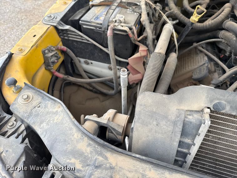 image for item ES5950 2015 Ford F350 Super Duty utility bed pickup truck