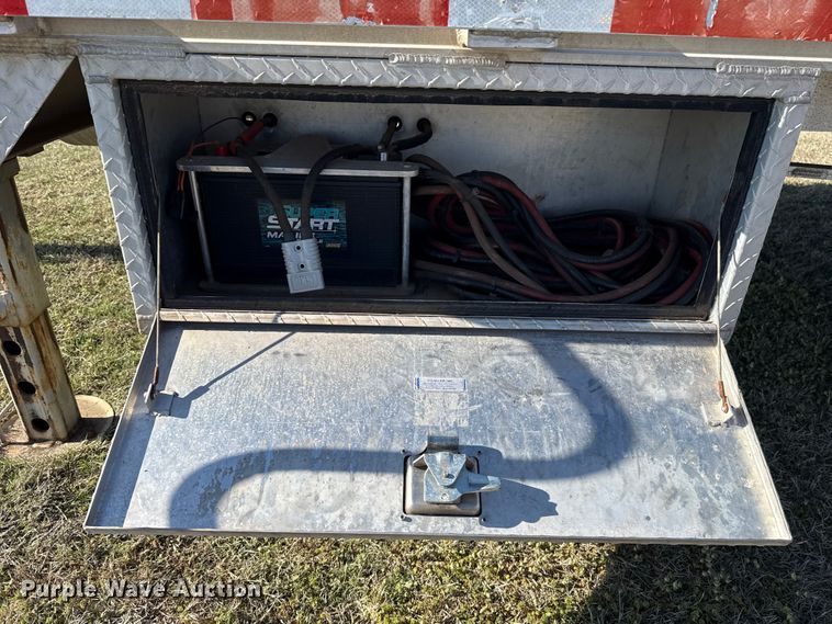 image for item ES5953 2008 Alum-Line drop deck equipment trailer