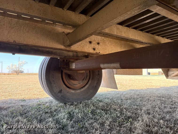 image for item ES5953 2008 Alum-Line drop deck equipment trailer