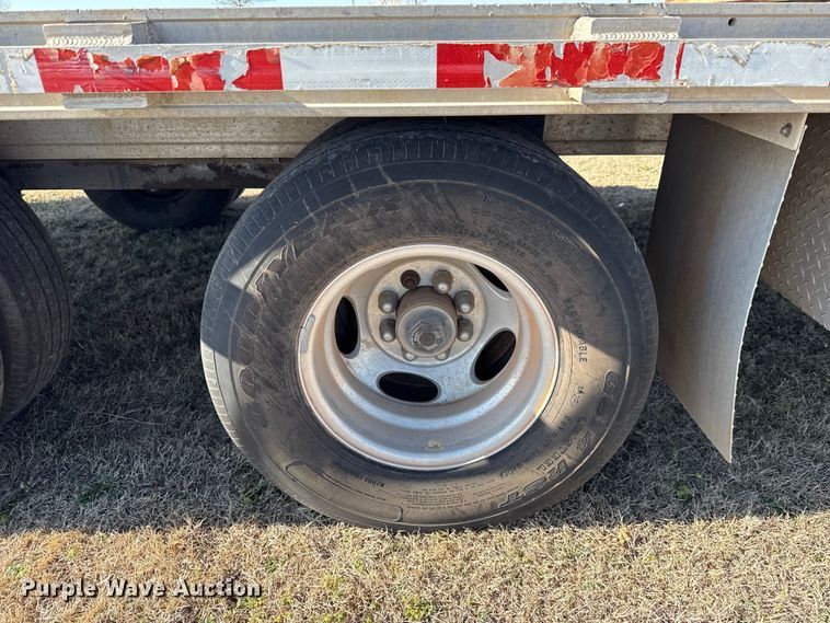 image for item ES5953 2008 Alum-Line drop deck equipment trailer