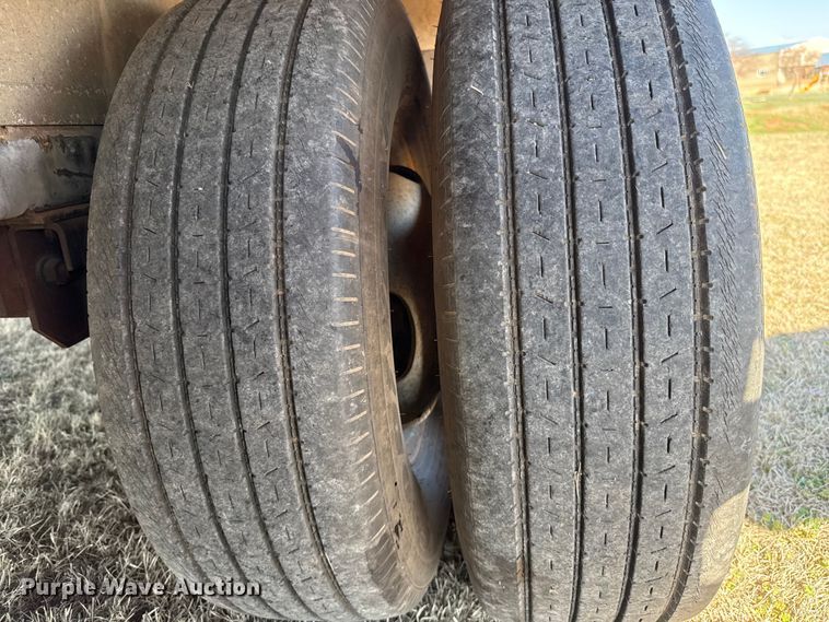 image for item ES5953 2008 Alum-Line drop deck equipment trailer