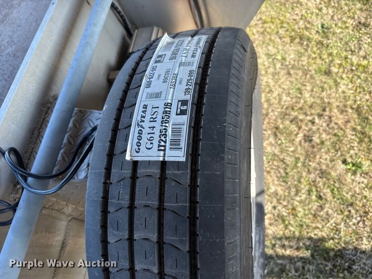 image for item ES5953 2008 Alum-Line drop deck equipment trailer