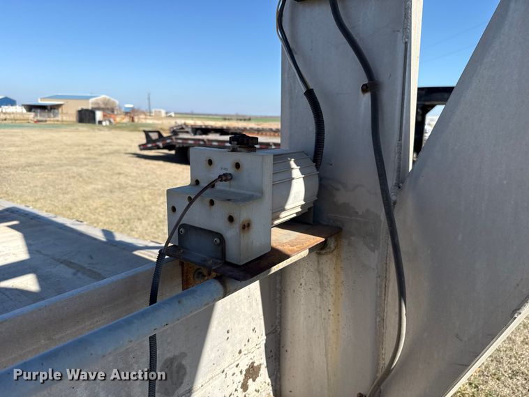 image for item ES5954 2008 Alum-Line equipment trailer