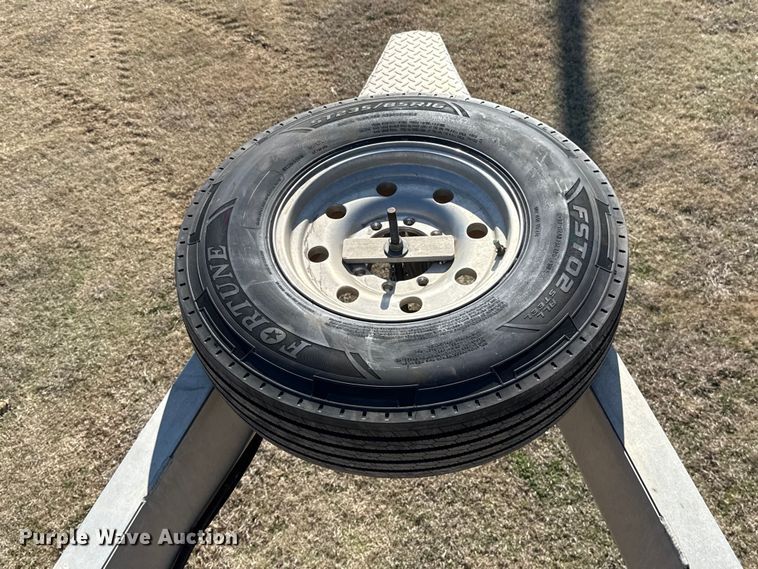 image for item ES5954 2008 Alum-Line equipment trailer