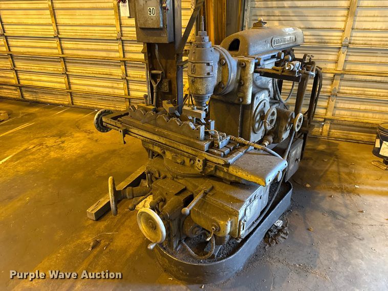 image for item ES5961 Fritz-Werner milling machine