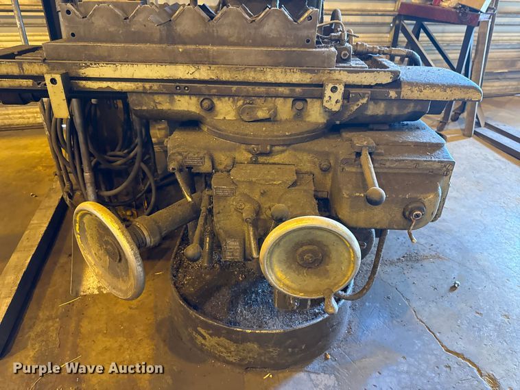 image for item ES5961 Fritz-Werner milling machine