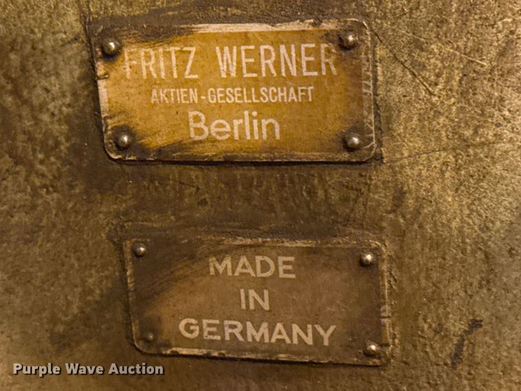 image for item ES5961 Fritz-Werner milling machine